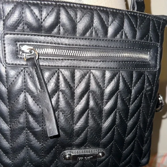 EUC Nicole Miller in black very clean & many pockets with separate compartments - Picture 5 of 7